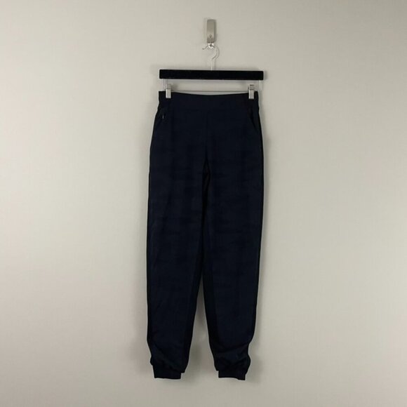 Athleta Brooklyn Lined Camo Joggers in Black Lux Size 2 Tall - Picture 1 of 7